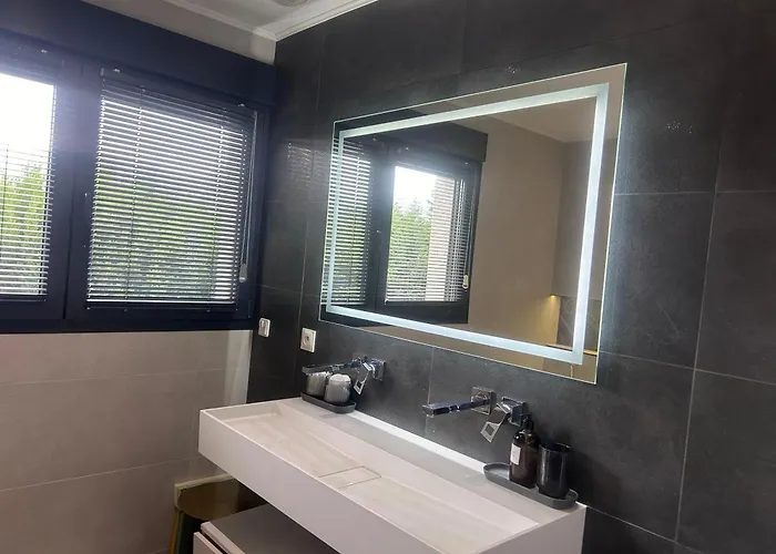 Вилла Maison T5 Avec Piscine T5chambres Анси